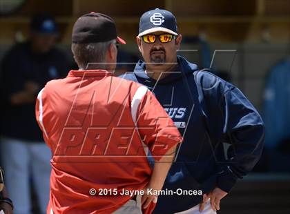 Thumbnail 3 in Hart vs. Saugus (D1 Semifinal) photogallery.