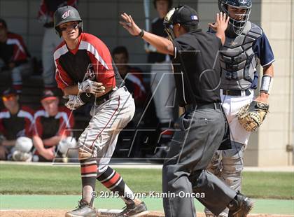 Thumbnail 2 in Hart vs. Saugus (D1 Semifinal) photogallery.