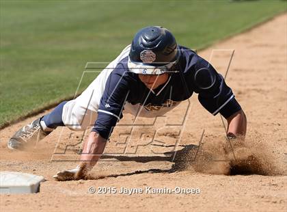 Thumbnail 2 in Hart vs. Saugus (D1 Semifinal) photogallery.