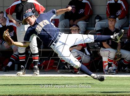 Thumbnail 1 in Hart vs. Saugus (D1 Semifinal) photogallery.