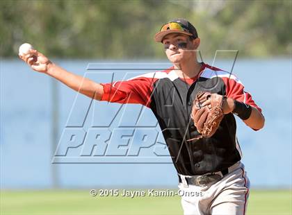 Thumbnail 2 in Hart vs. Saugus (D1 Semifinal) photogallery.