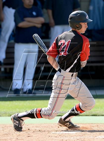 Thumbnail 3 in Hart vs. Saugus (D1 Semifinal) photogallery.