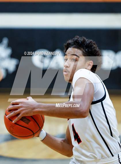 Thumbnail 2 in Centerville vs. Shelbyville photogallery.