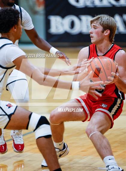 Thumbnail 2 in Centerville vs. Shelbyville photogallery.