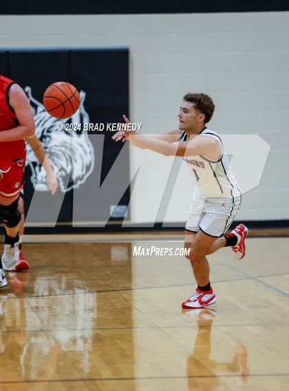 Thumbnail 3 in Centerville vs. Shelbyville photogallery.