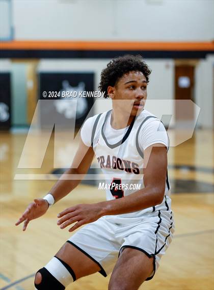 Thumbnail 3 in Centerville vs. Shelbyville photogallery.