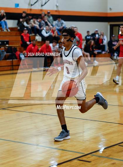 Thumbnail 3 in Centerville vs. Shelbyville photogallery.