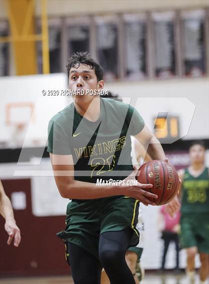 Thumbnail 1 in Kingsburg vs. El Diamante (Polly Wilhelmsen Invitational) photogallery.