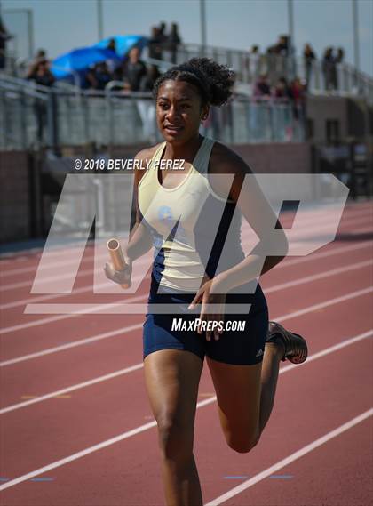 Thumbnail 3 in Golden League CIF Finals (Girls 4 x 400 Relays) photogallery.