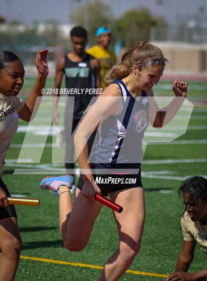 Thumbnail 1 in Golden League CIF Finals (Girls 4 x 400 Relays) photogallery.
