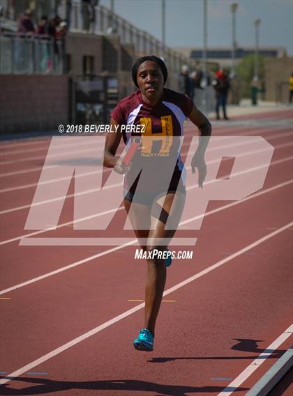 Thumbnail 1 in Golden League CIF Finals (Girls 4 x 400 Relays) photogallery.