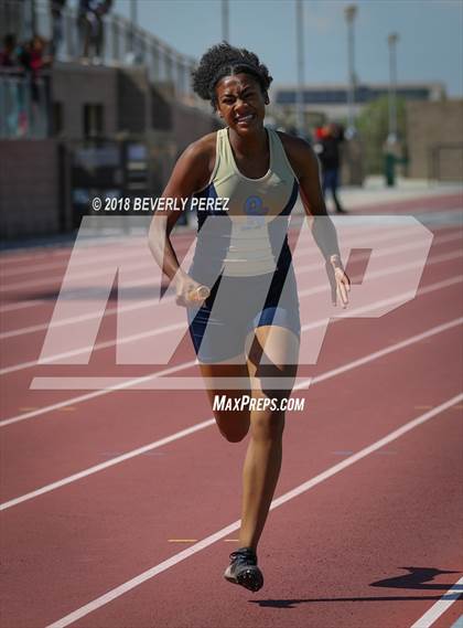 Thumbnail 1 in Golden League CIF Finals (Girls 4 x 400 Relays) photogallery.