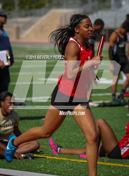 Thumbnail 1 in Golden League CIF Finals (Girls 4 x 400 Relays) photogallery.