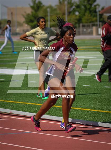 Thumbnail 3 in Golden League CIF Finals (Girls 4 x 400 Relays) photogallery.