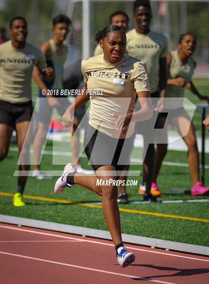 Thumbnail 3 in Golden League CIF Finals (Girls 4 x 400 Relays) photogallery.