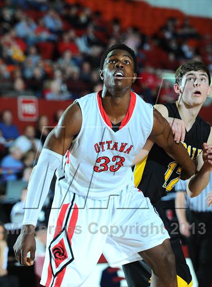 Thumbnail 3 in Ottawa vs. Andale (KSHSAA State 4A Semifinal) photogallery.