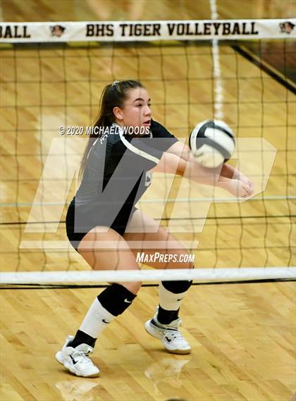 Thumbnail 2 in Fayetteville @ Bentonville photogallery.