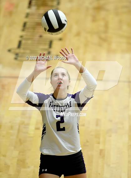Thumbnail 2 in Fayetteville @ Bentonville photogallery.