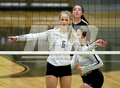 Thumbnail 2 in Fayetteville @ Bentonville photogallery.