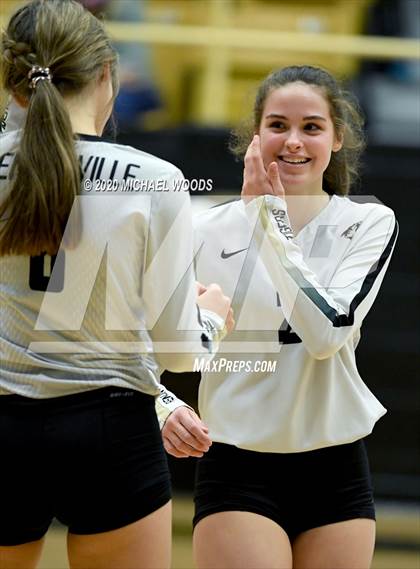 Thumbnail 3 in Fayetteville @ Bentonville photogallery.