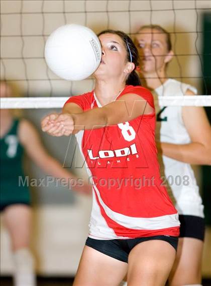 Thumbnail 2 in Lodi @ Manteca photogallery.
