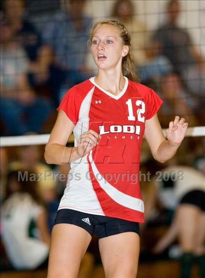 Thumbnail 1 in Lodi @ Manteca photogallery.