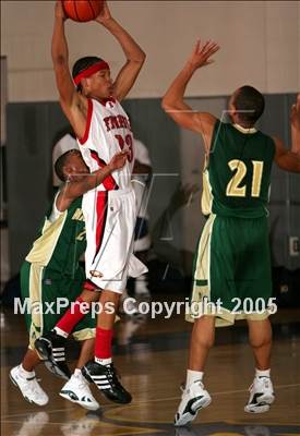 Thumbnail 3 in Etiwanda vs. Narbonne (Lynwood West Coast) photogallery.