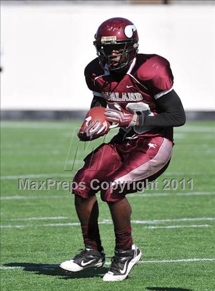 Thumbnail 2 in Jefferson vs. Norland (FHSAA 3A Final) photogallery.