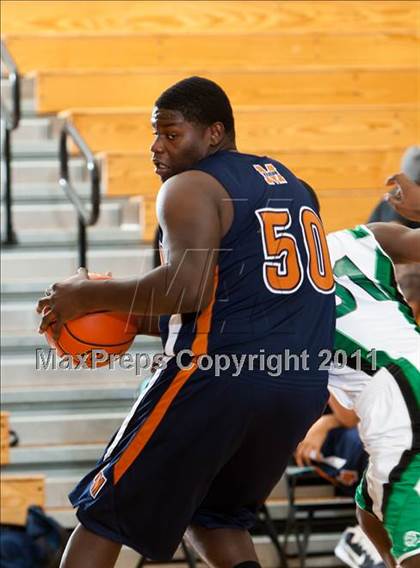 Thumbnail 3 in Spring vs. Madison (McDonald's Texas Invitational) photogallery.