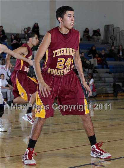 Thumbnail 3 in Roosevelt @ Burbank (Burbank Tip-off Classic) photogallery.