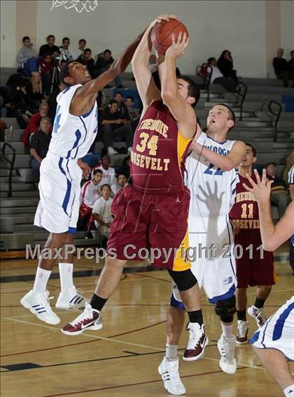 Thumbnail 2 in Roosevelt @ Burbank (Burbank Tip-off Classic) photogallery.