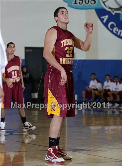 Thumbnail 3 in Roosevelt @ Burbank (Burbank Tip-off Classic) photogallery.