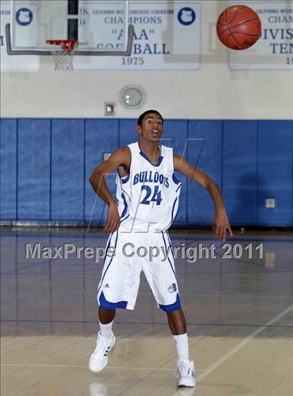 Thumbnail 3 in Roosevelt @ Burbank (Burbank Tip-off Classic) photogallery.