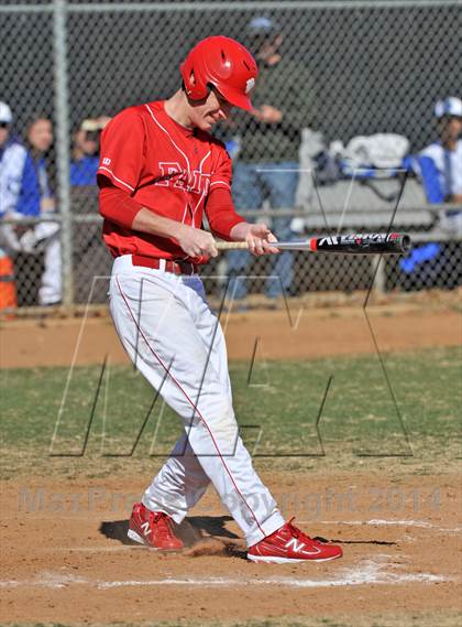 Thumbnail 2 in Nolan Catholic vs Faith Christian (Texas Private School Classic) photogallery.