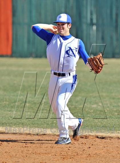 Thumbnail 2 in Nolan Catholic vs Faith Christian (Texas Private School Classic) photogallery.