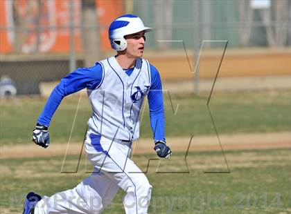 Thumbnail 1 in Nolan Catholic vs Faith Christian (Texas Private School Classic) photogallery.