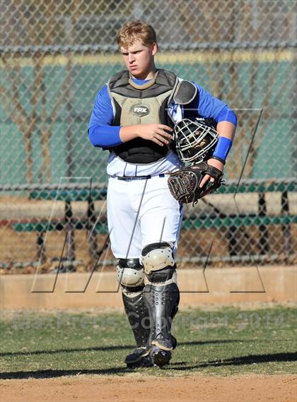 Thumbnail 3 in Nolan Catholic vs Faith Christian (Texas Private School Classic) photogallery.