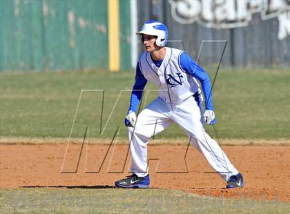Thumbnail 1 in Nolan Catholic vs Faith Christian (Texas Private School Classic) photogallery.