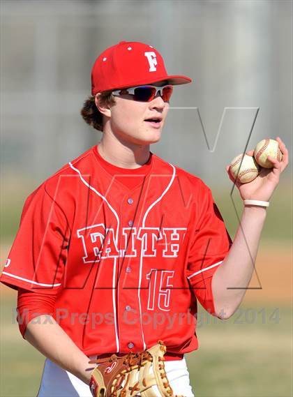 Thumbnail 3 in Nolan Catholic vs Faith Christian (Texas Private School Classic) photogallery.