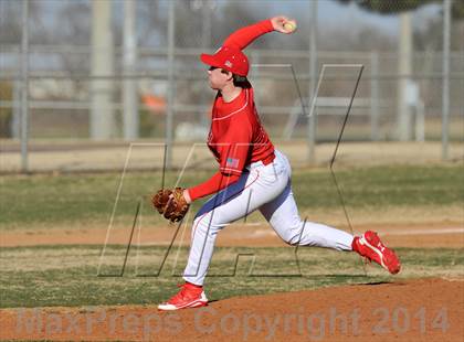 Thumbnail 2 in Nolan Catholic vs Faith Christian (Texas Private School Classic) photogallery.