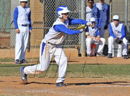 Thumbnail 2 in Nolan Catholic vs Faith Christian (Texas Private School Classic) photogallery.