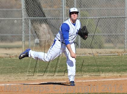 Thumbnail 1 in Nolan Catholic vs Faith Christian (Texas Private School Classic) photogallery.