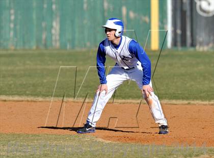 Thumbnail 1 in Nolan Catholic vs Faith Christian (Texas Private School Classic) photogallery.