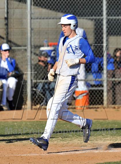 Thumbnail 1 in Nolan Catholic vs Faith Christian (Texas Private School Classic) photogallery.