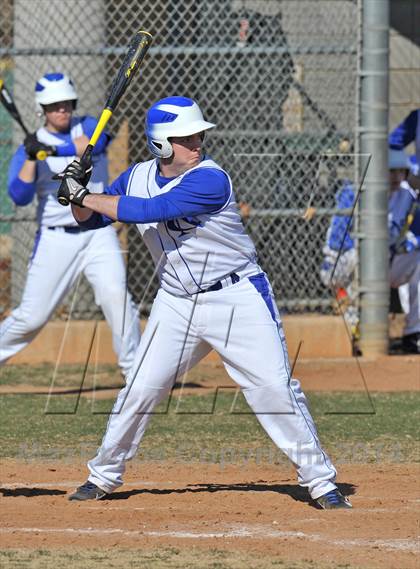 Thumbnail 2 in Nolan Catholic vs Faith Christian (Texas Private School Classic) photogallery.