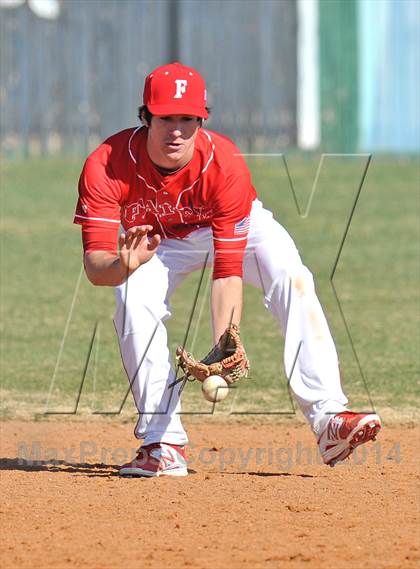 Thumbnail 2 in Nolan Catholic vs Faith Christian (Texas Private School Classic) photogallery.