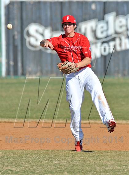 Thumbnail 2 in Nolan Catholic vs Faith Christian (Texas Private School Classic) photogallery.