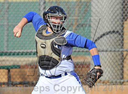 Thumbnail 1 in Nolan Catholic vs Faith Christian (Texas Private School Classic) photogallery.