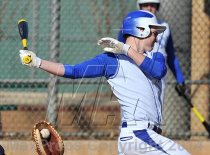 Thumbnail 2 in Nolan Catholic vs Faith Christian (Texas Private School Classic) photogallery.