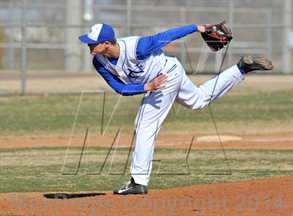Thumbnail 1 in Nolan Catholic vs Faith Christian (Texas Private School Classic) photogallery.